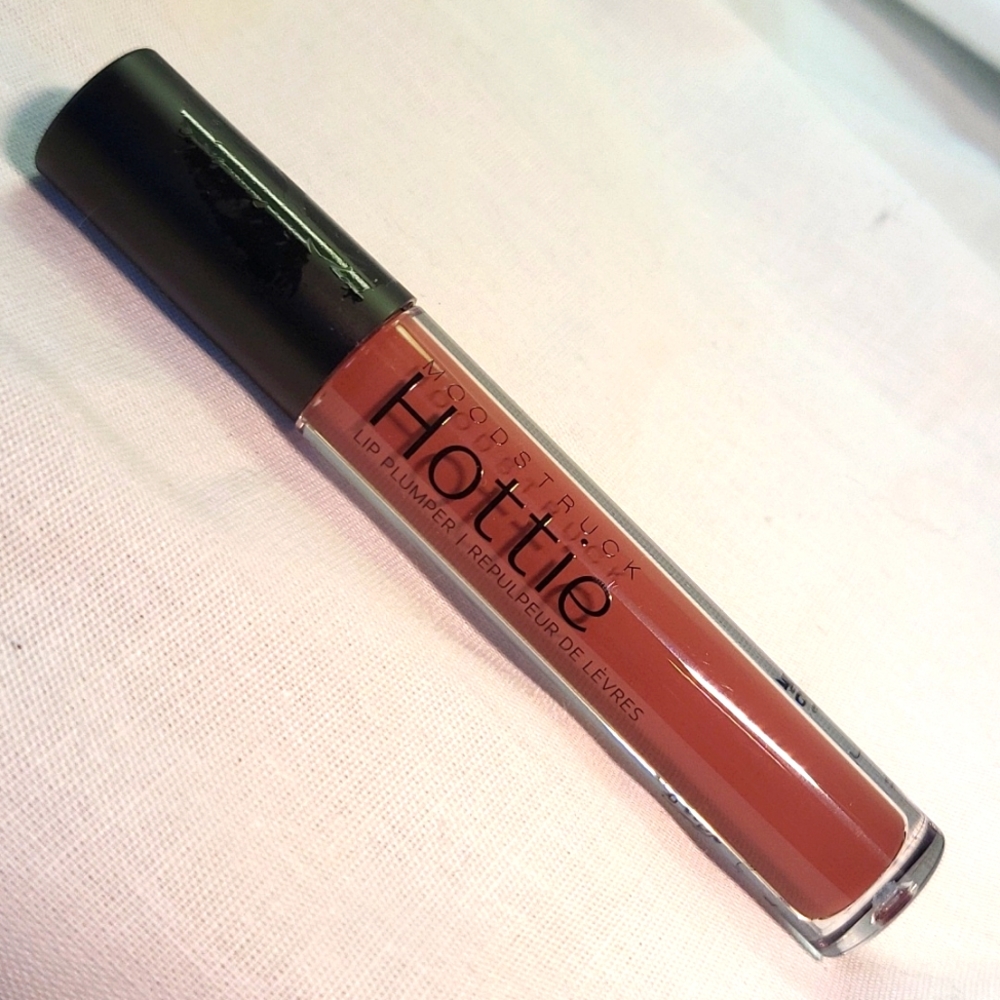 Younique 💋 Moodstruck HOTTIE tinted lip plumper ~ Limited Edition ~ "Refreshed"